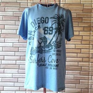 Fifth foundation t-shirt Size S